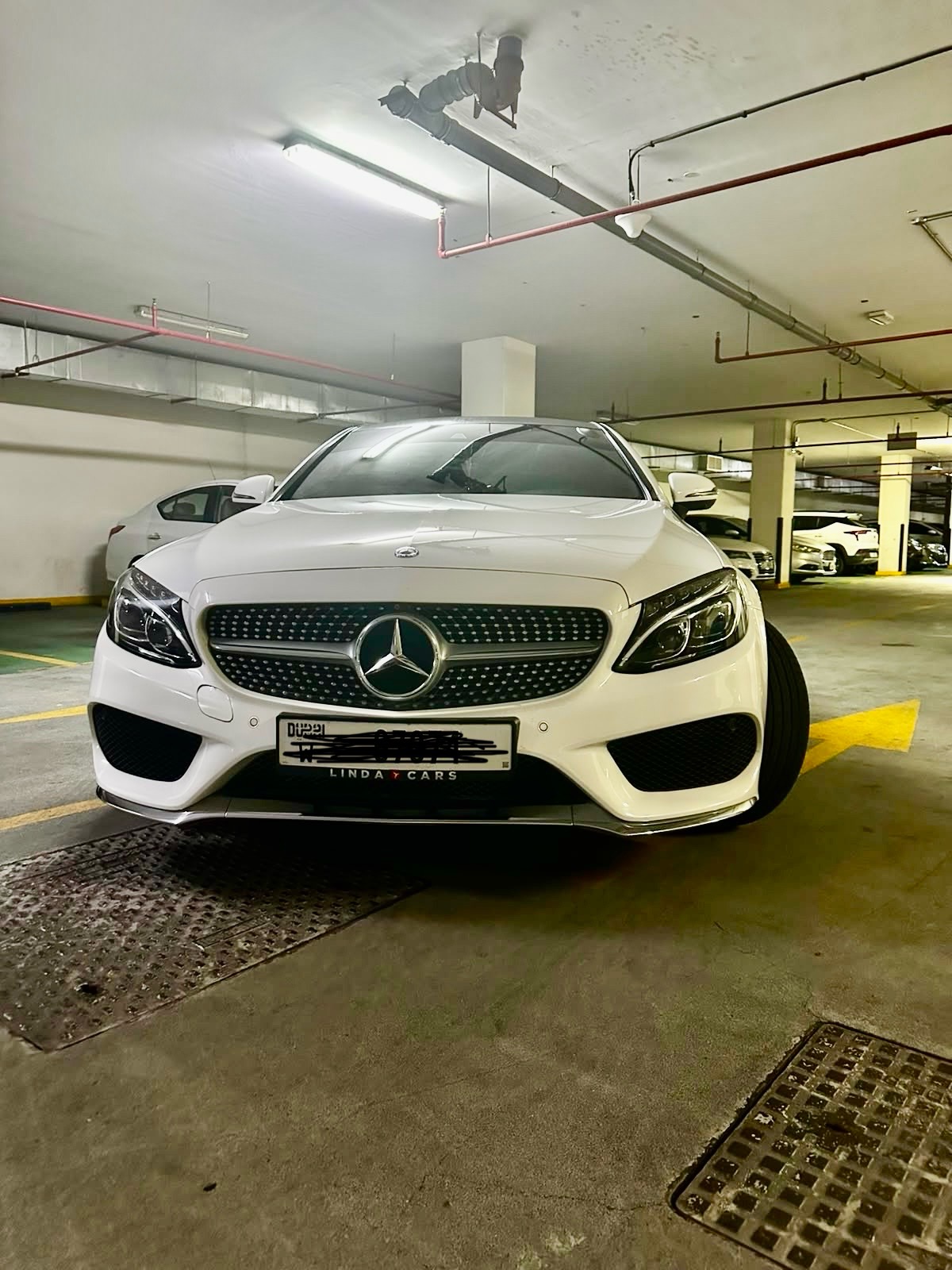 wit Mercedes Benz C200 Coupe 2017